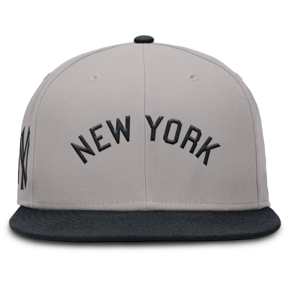 MLB New York Yankees Nike Cooperstown Two-Tone Dri-FIT Round Bill True Fitted Hat