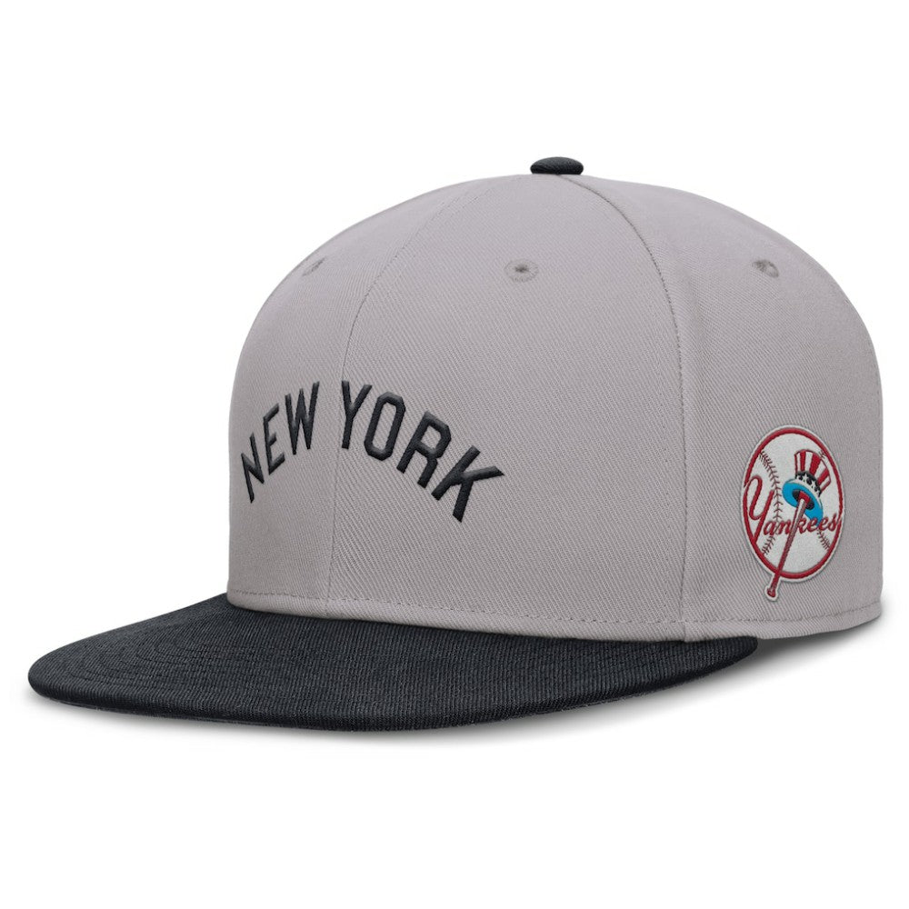 MLB New York Yankees Nike Cooperstown Two-Tone Dri-FIT Round Bill True Fitted Hat
