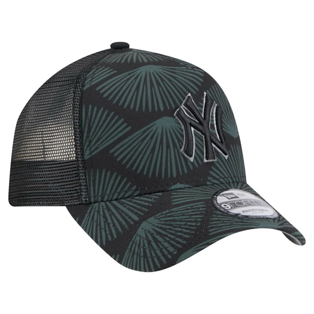MLB New York Yankees New Era 9FORTY A-Frame Trucker Adjustable Hat