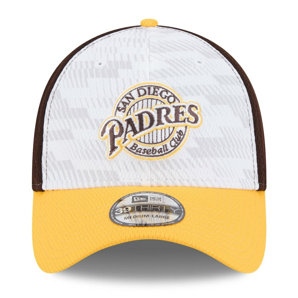 MLB San Diego Padres New Era 2025 MLB Clubhouse 39THIRTY Flex Hat