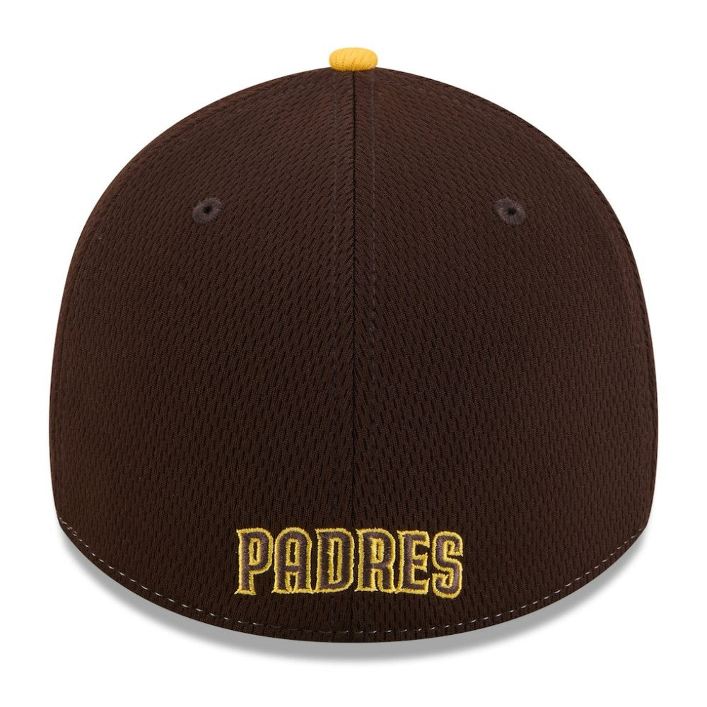 MLB San Diego Padres New Era 2025 MLB Clubhouse 39THIRTY Flex Hat
