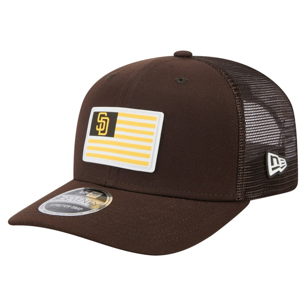 MLB San Diego Padres New Era Flag 9SEVENTY Stretch-Snap Hat