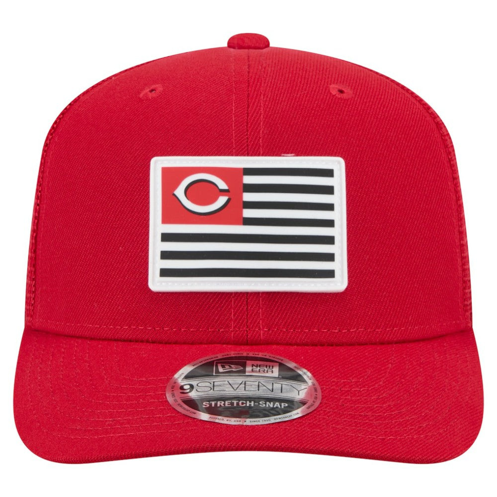 MLB Cincinnati Reds New Era Flag 9SEVENTY Stretch-Snap Hat