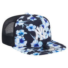 MLB New York Yankees New Era Adventure Pattern Golfer Trucker Snapback Hat