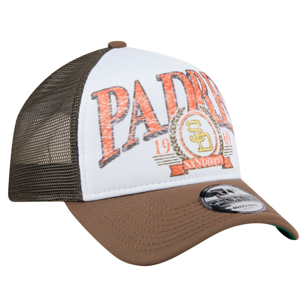 MLB San Diego Padres New Era Distressed 9FORTY A-Frame Adjustable Trucker Hat