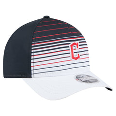 MLB Cleveland Guardians New Era Gradient 9FORTY M-Crown Adjustable Hat