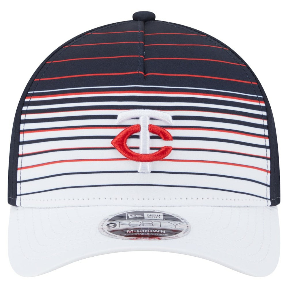 MLB Minnesota Twins New Era Gradient 9FORTY M-Crown Adjustable Hat
