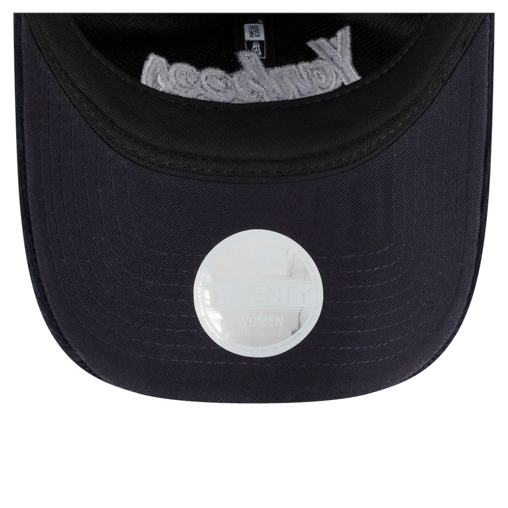 MLB New York Yankees New Era Women's Corduroy 9TWENTY Adjustable Hat