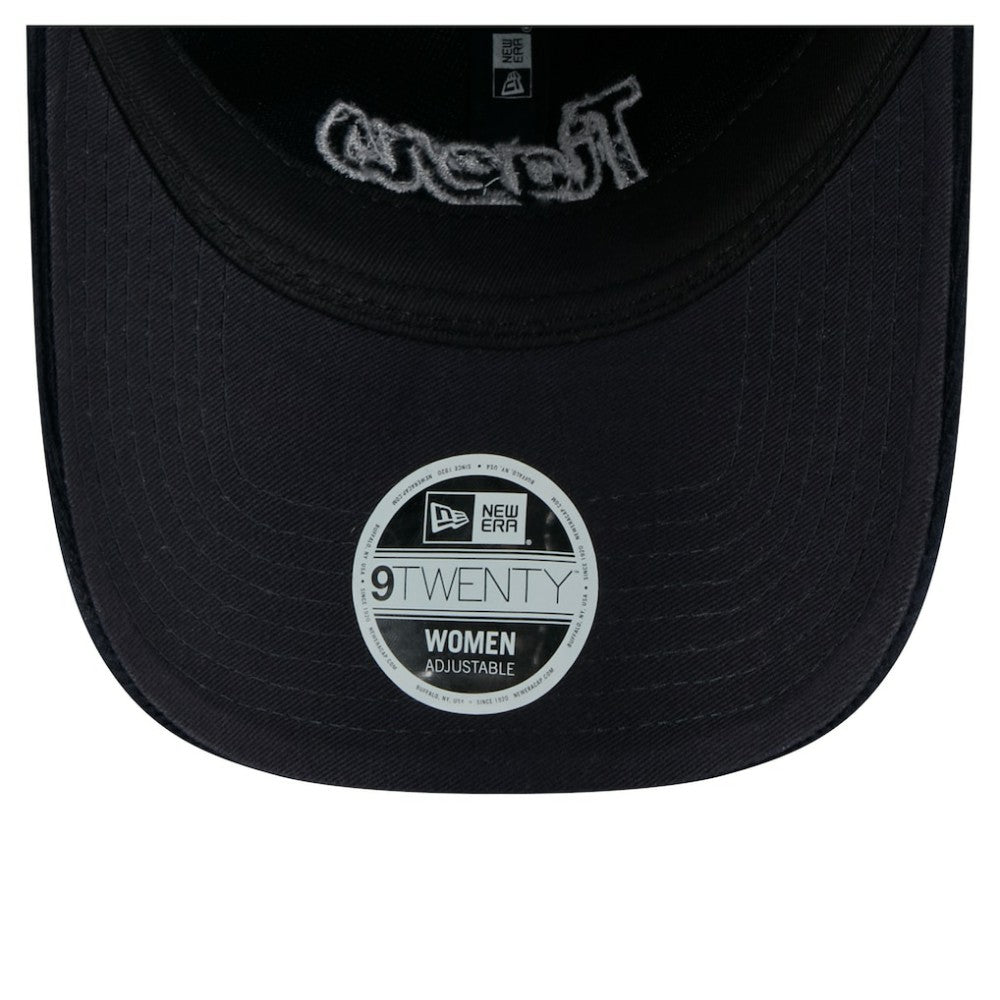 MLB Detroit Tigers New Era Women's Corduroy 9TWENTY Adjustable Hat