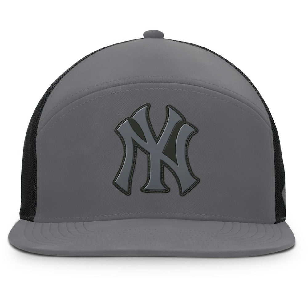 MLB New York Yankees Fanatics Fairweather Adjustable Hat