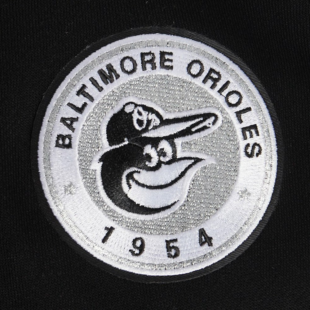 MLB Baltimore Orioles Pro Standard Women's Pearl Cropped Pullover Sweatshirt