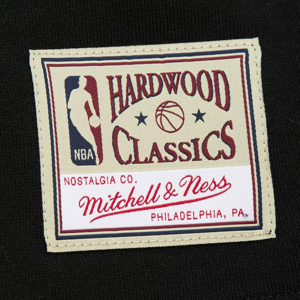 NBA Chicago Bulls Women's Hardwood Classics Cropped Pullover Hoodie