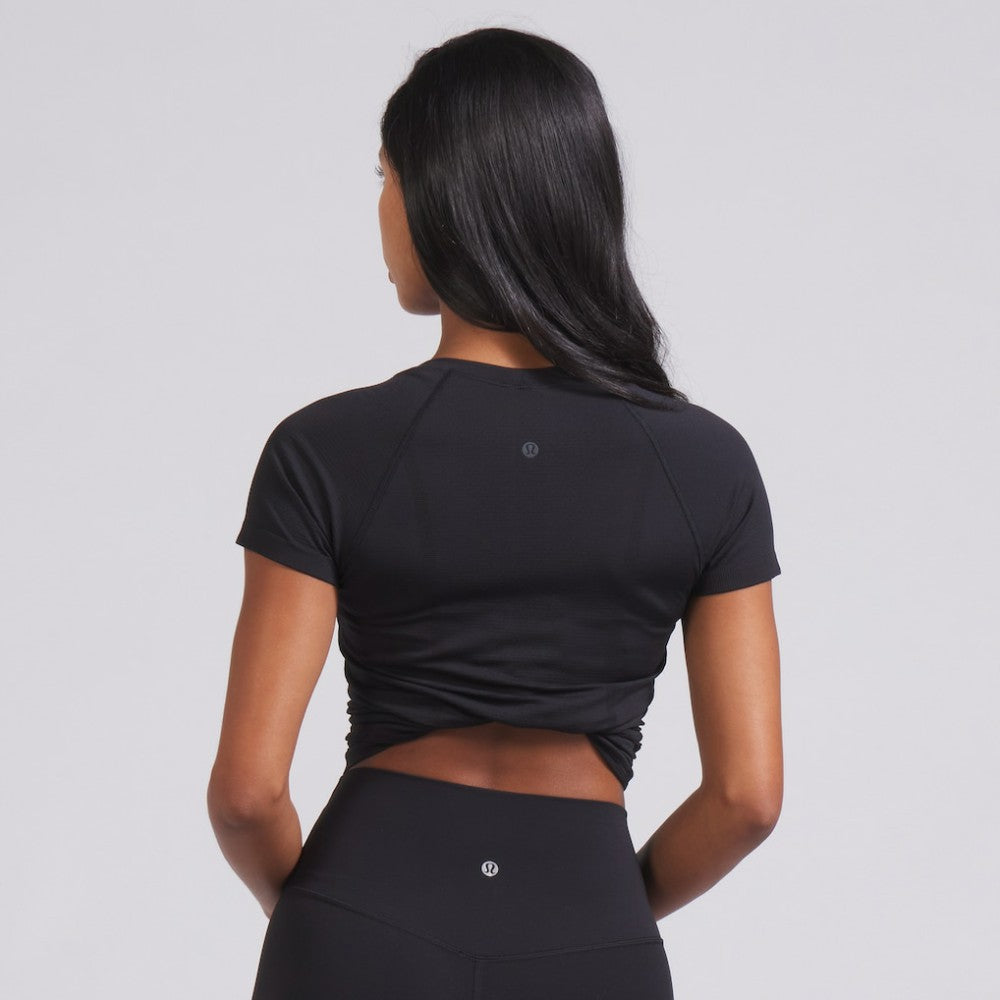 NHL Black|Black Boston Bruins lululemon Women's Swiftly Tech Short-Sleeve Shirt 2.0