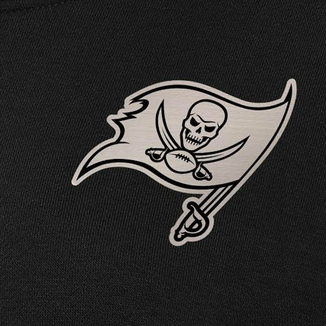 Antigua Women's Victory Pullover Sweatshirt - Tampa Bay Buccaneers