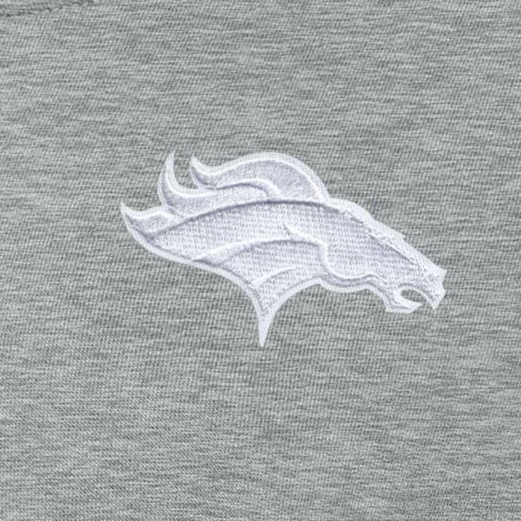 Antigua Women's Victory Crew Pullover Sweatshirt - Denver Broncos