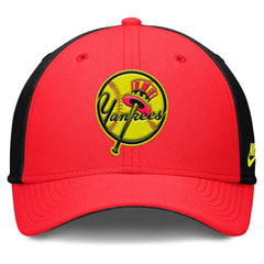 MLB New York Yankees Nike Neon 90s Rise SwooshFlex Hat
