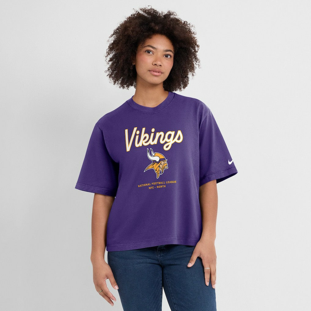 Women's Essential Script Relaxed Boxy T-Shirt - Minnesota Vikings