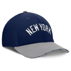 MLB New York Yankees Fanatics Pennant Flex Hat
