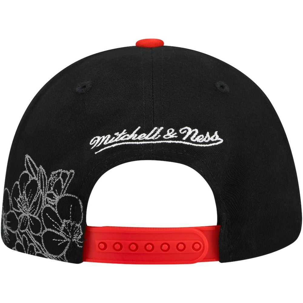 NHL Black/Red Chicago Blackhawks Mitchell & Ness May Flowers Pro Crown Adjustable Hat