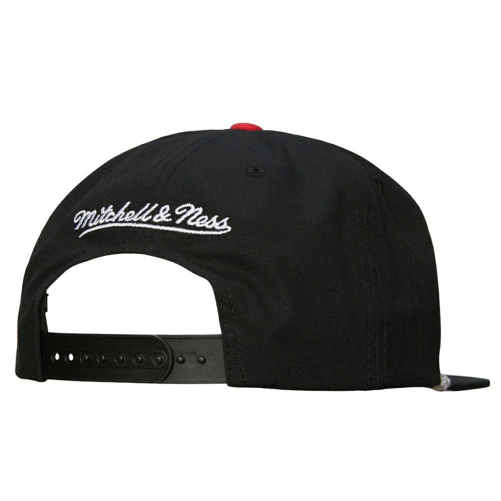 NHL Black Chicago Blackhawks Mitchell & Ness Ascend Deadstock Snapback Hat