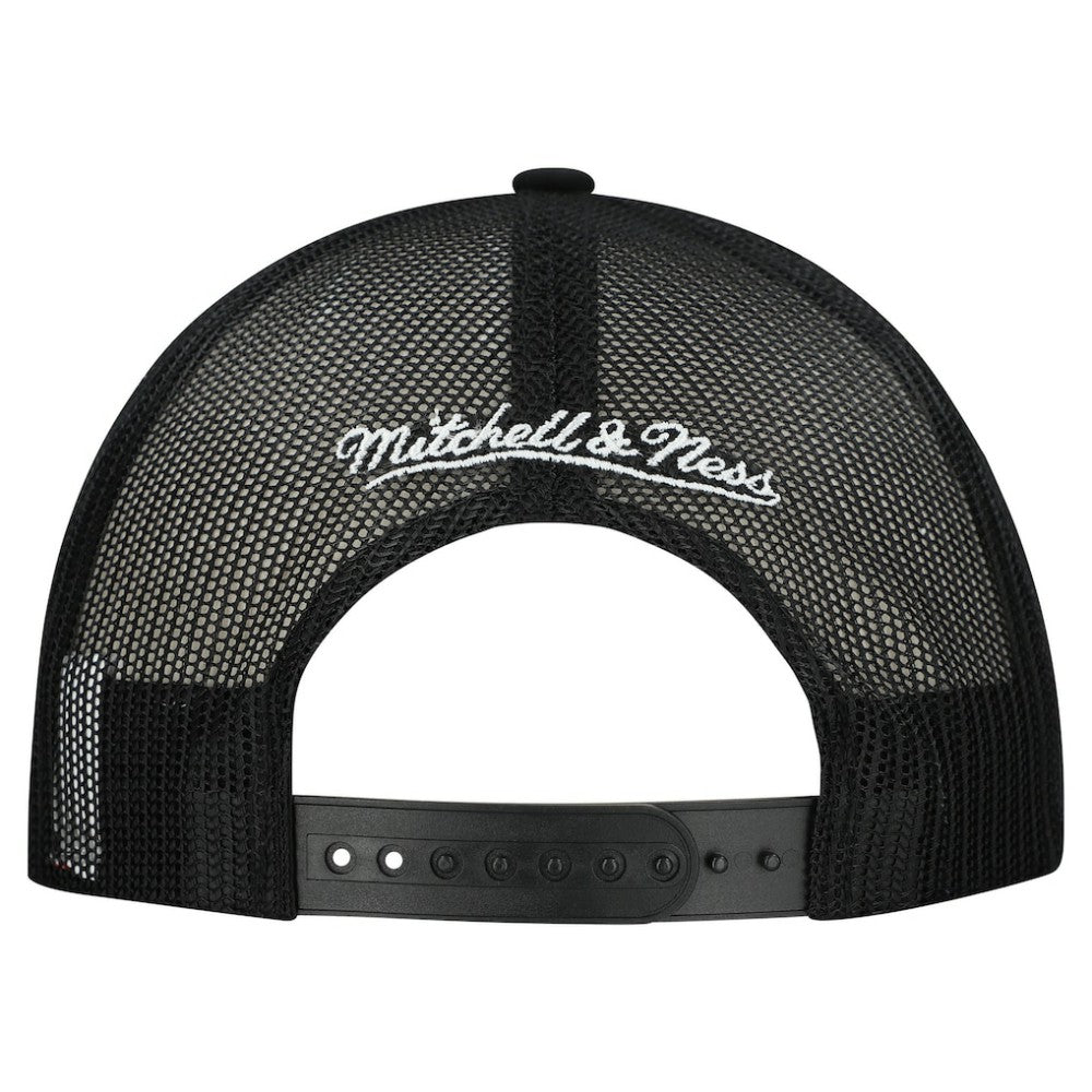 NHL White/Black Chicago Blackhawks Mitchell & Ness Gridlock Trucker Adjustable Hat