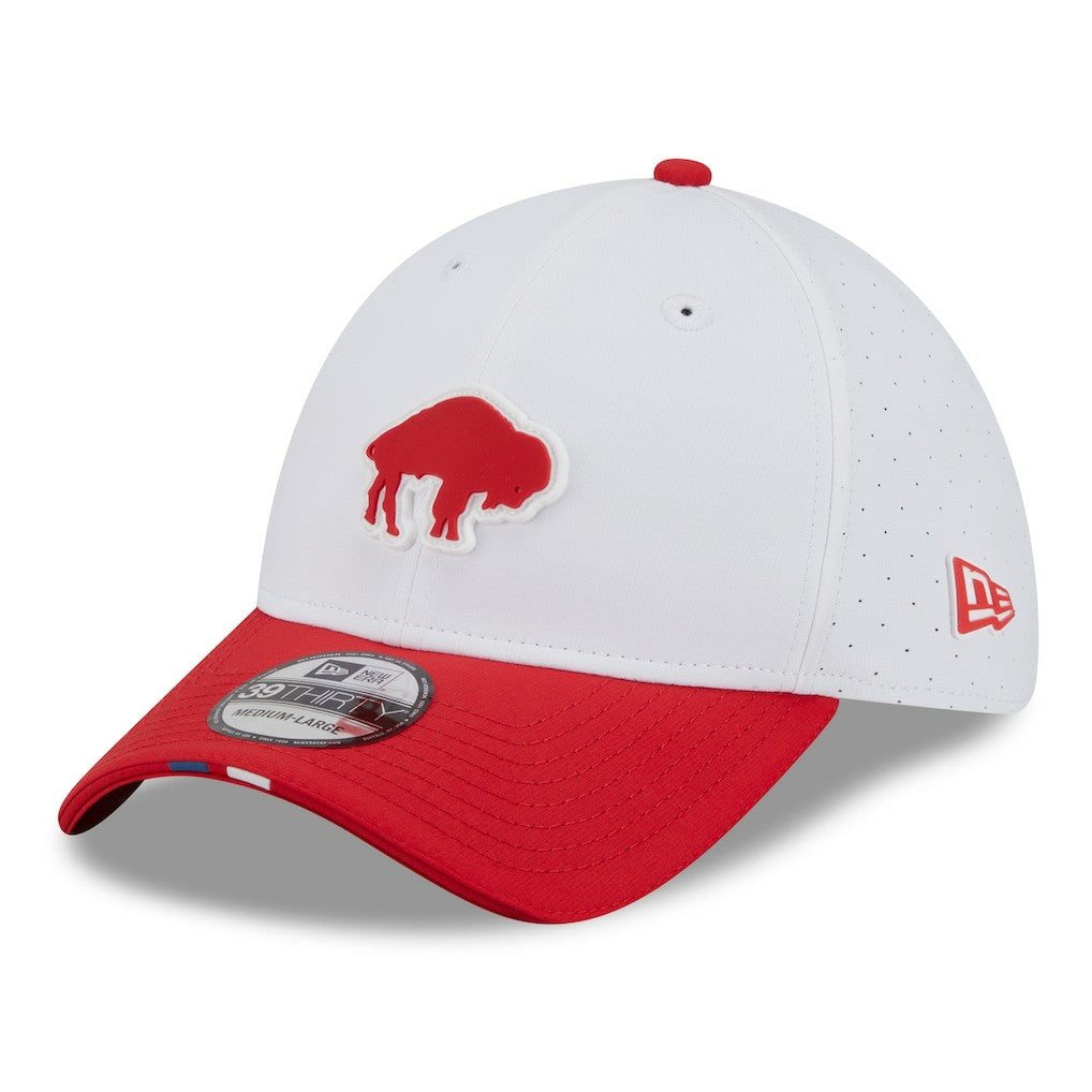 2025 NFL Training Camp Throwback Logo 39THIRTY Flex Hat - Buffalo Bills