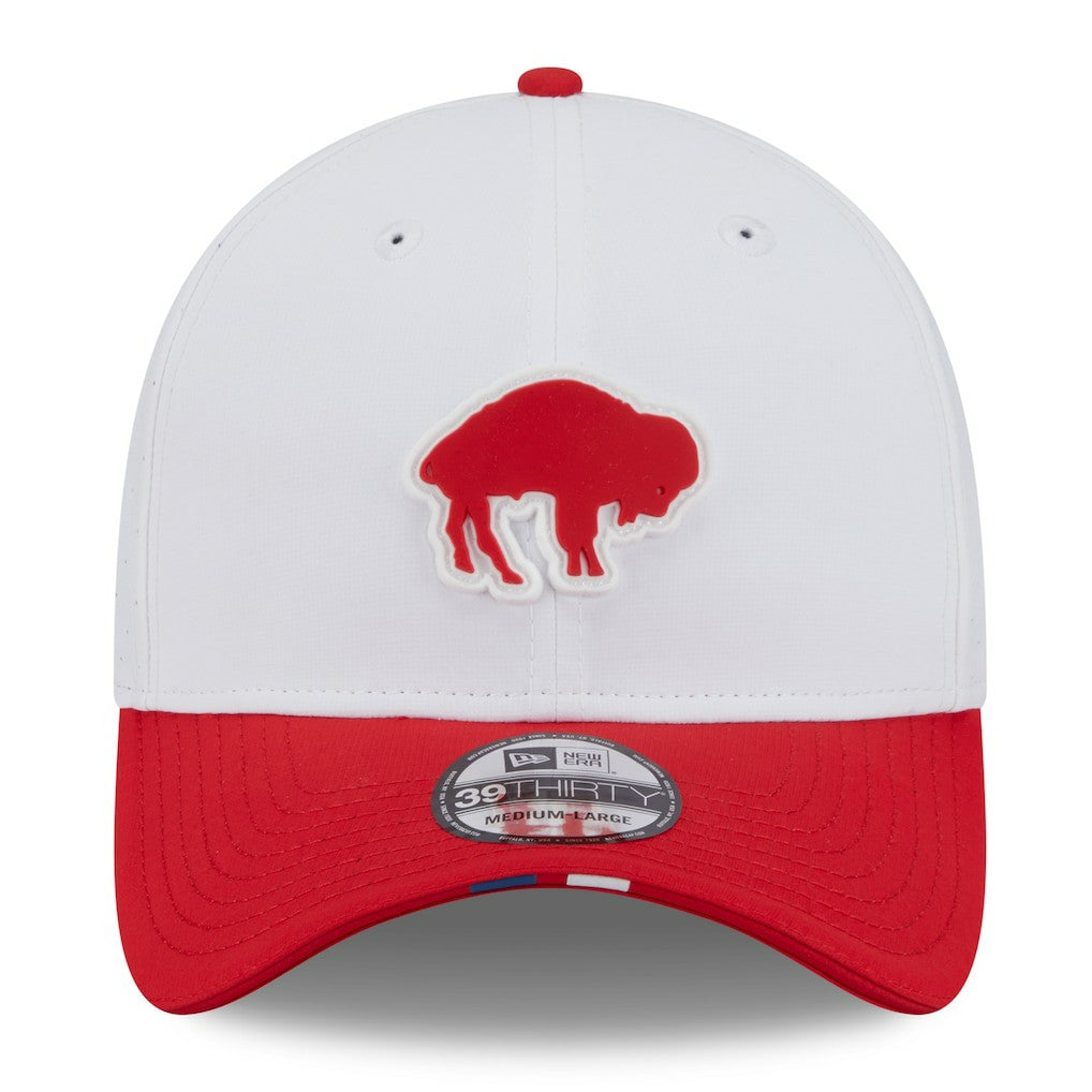 2025 NFL Training Camp Throwback Logo 39THIRTY Flex Hat - Buffalo Bills