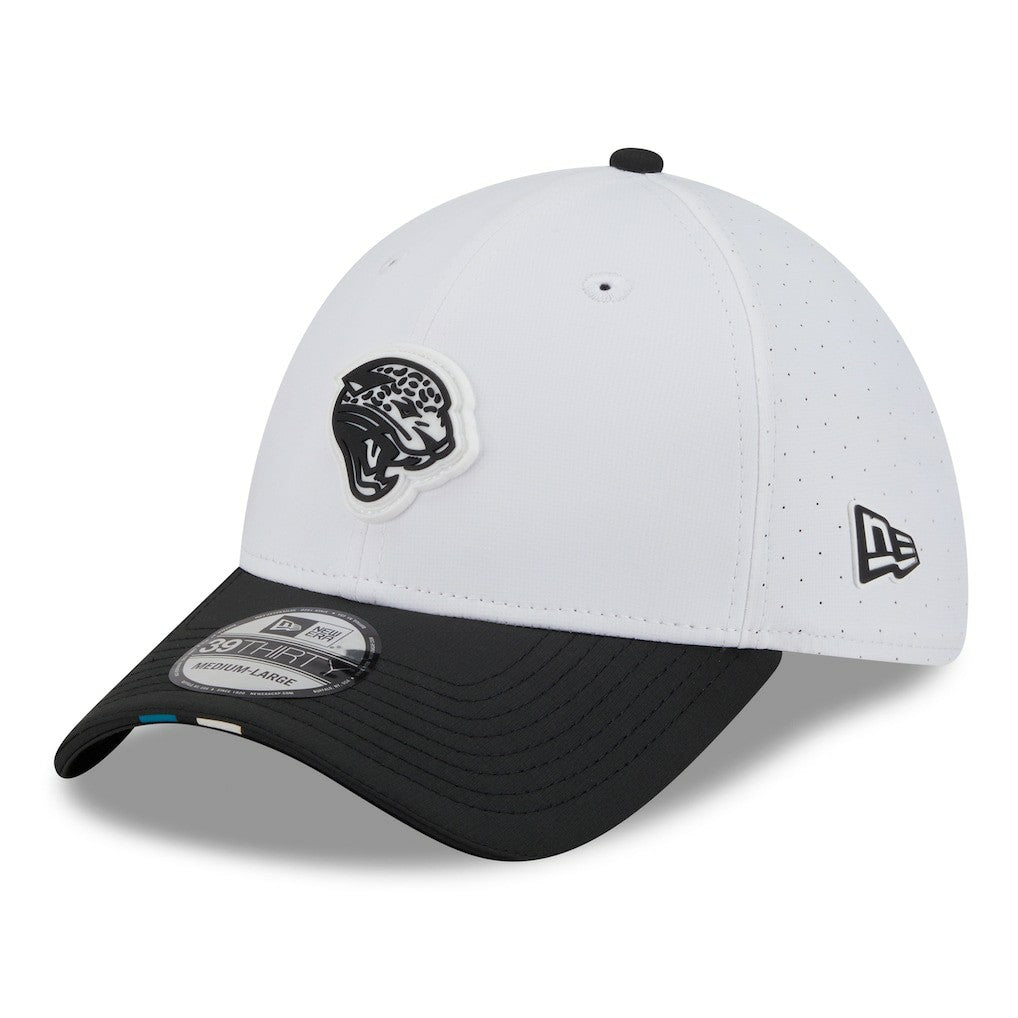 2025 NFL Training Camp Throwback Logo 39THIRTY Flex Hat - Jacksonville Jaguars