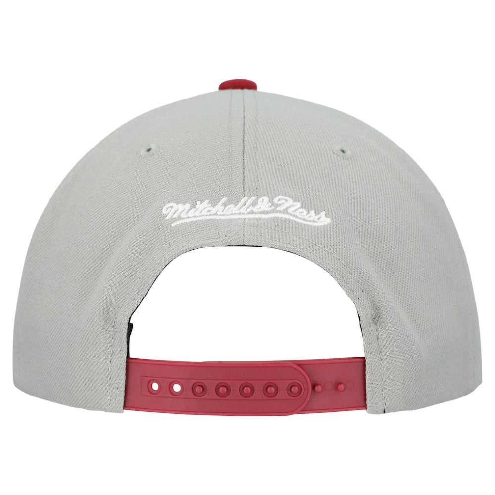 MLB Philadelphia Phillies Mitchell & Ness Cooperstown Collection Basic Flip Snapback Hat