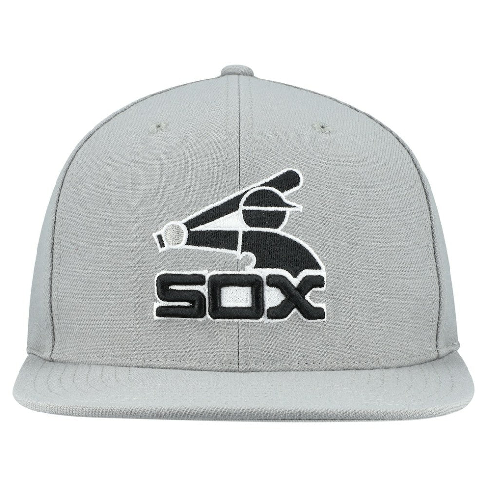 MLB Chicago White Sox Mitchell & Ness Cooperstown Collection Basic Flip Snapback Hat