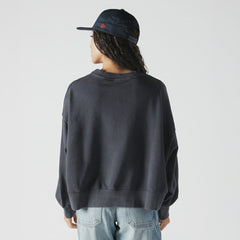 MLB Boston Red Sox New Era Women's Boxy Mineral Wash Dolmen Sleeve Cropped Sweatshirt