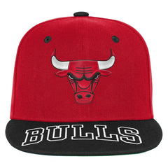 NBA Chicago Bulls Outerstuff Youth Two-Tone Snapback Hat