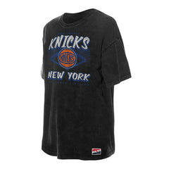 NBA New York Knicks Women's Throwback Mineral Wash Oversized T-Shirt