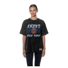 NBA New York Knicks Women's Throwback Mineral Wash Oversized T-Shirt