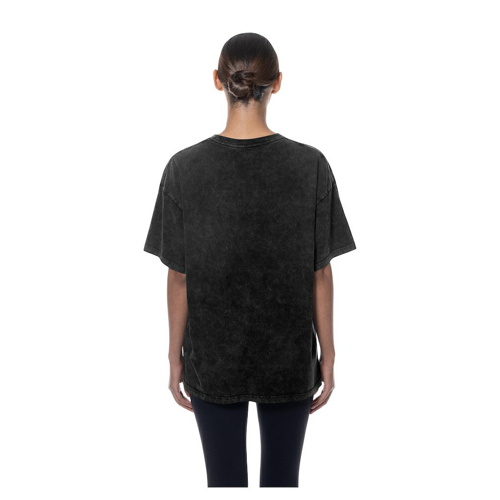 NBA New York Knicks Women's Throwback Mineral Wash Oversized T-Shirt