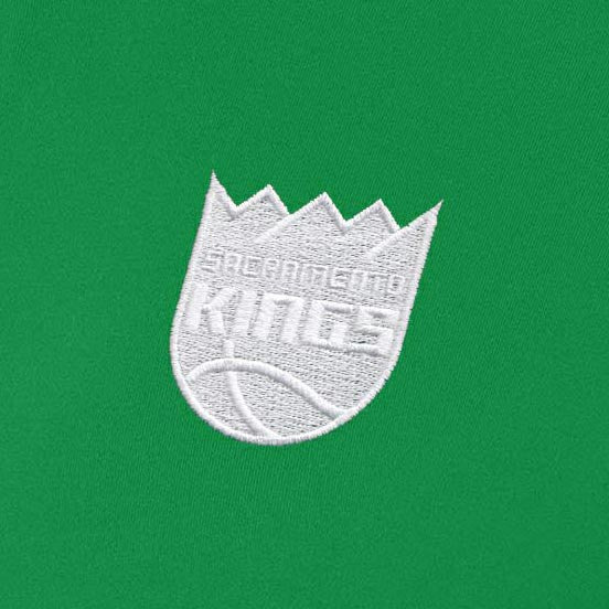 NBA Sacramento Kings Antigua Women's St. Patrick's Day Intent Quarter-Zip Top
