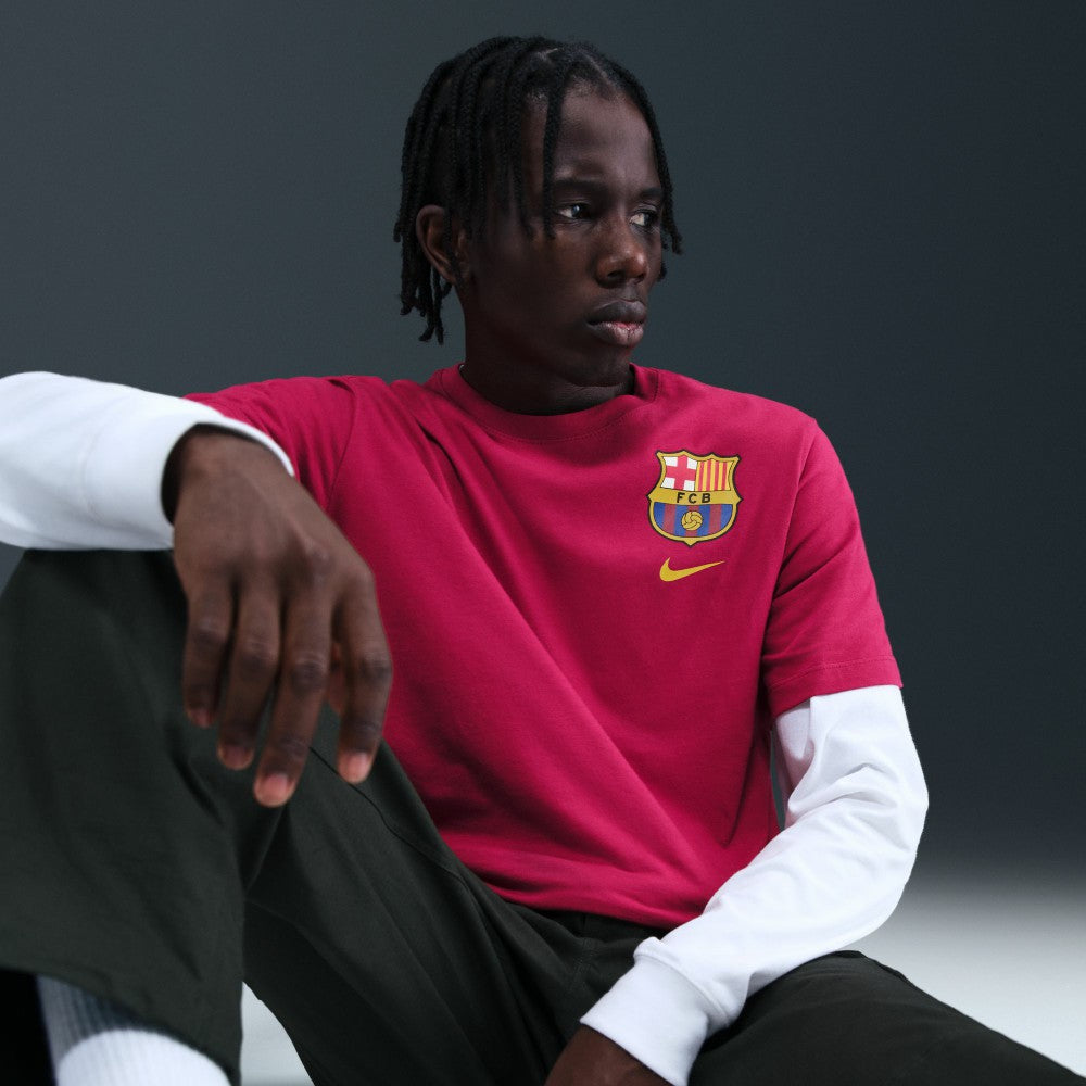Barcelona Crest T-Shirt - Nike Red