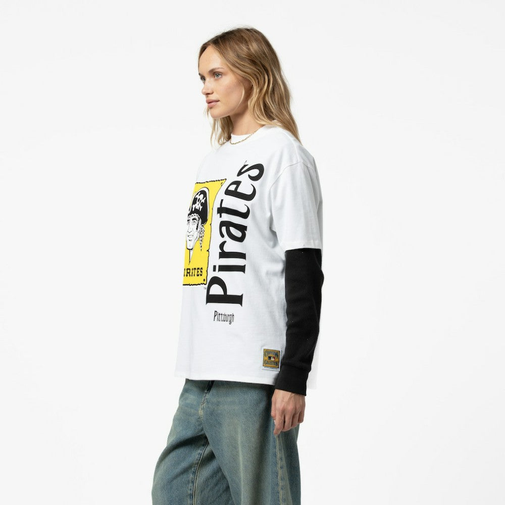 MLB Pittsburgh Pirates Mitchell & Ness Women's Cooperstown Collection Boyfriend T-Shirt