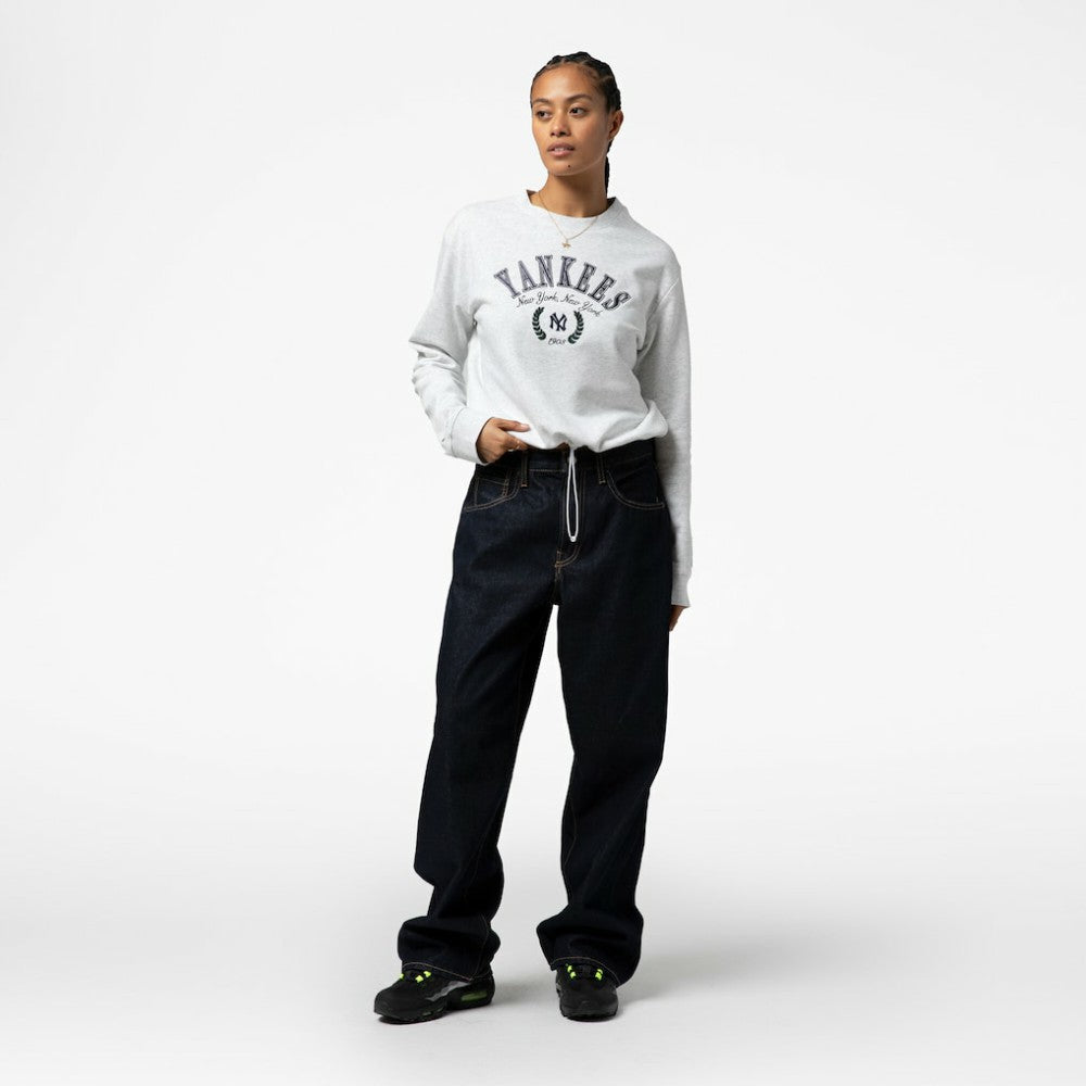 MLB New York Yankees Mitchell & Ness Women's Cropped Toggle Pullover Sweatshirt