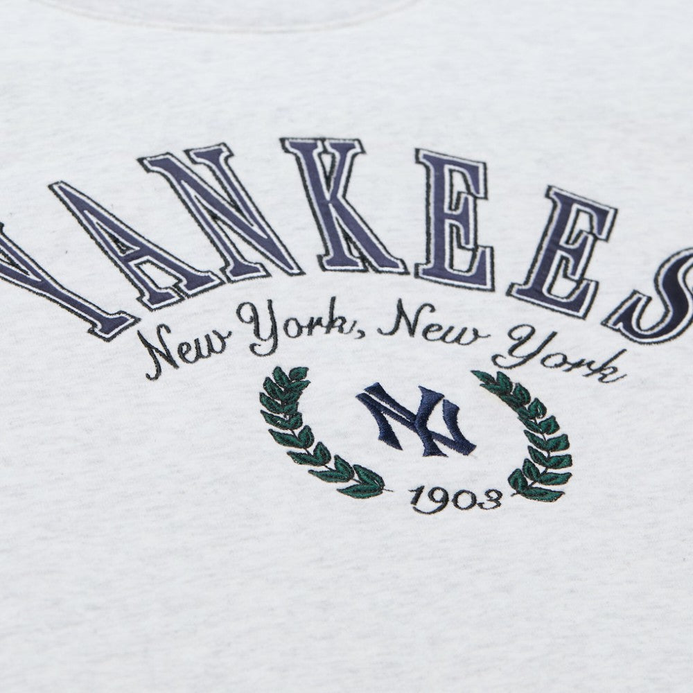 MLB New York Yankees Mitchell & Ness Women's Cropped Toggle Pullover Sweatshirt