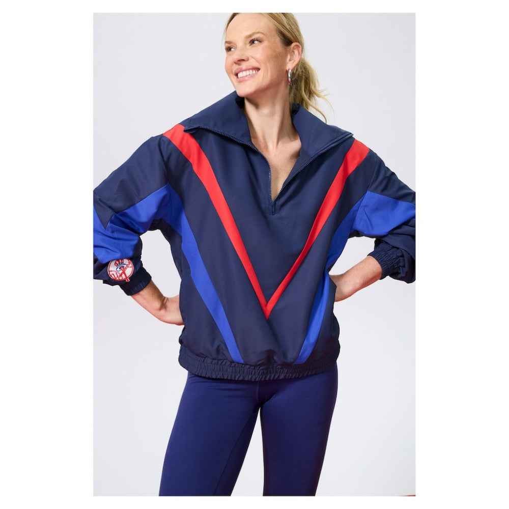 MLB New York Yankees Terez Women's Ripstop Chevron Quarter-Zip Pullover