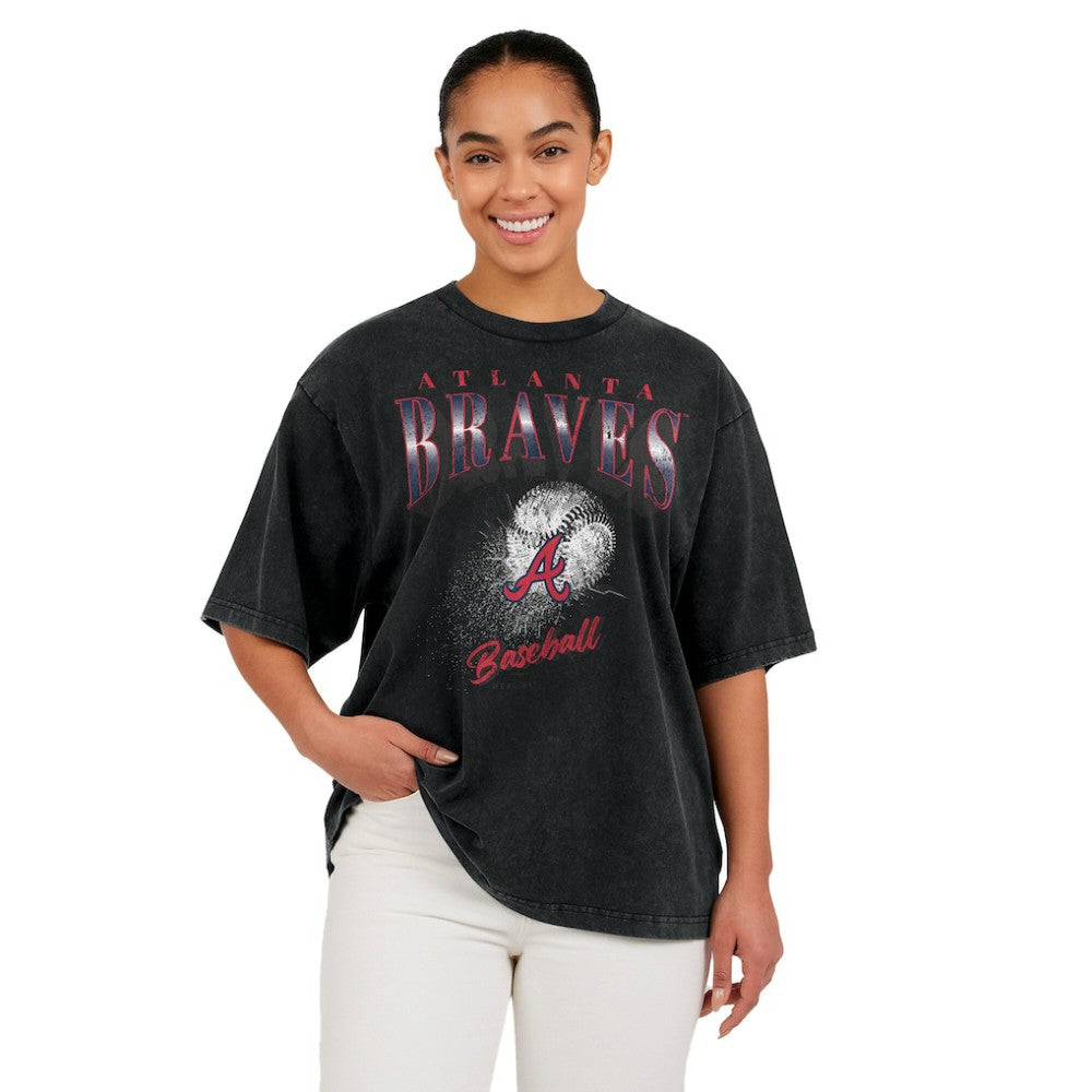 MLB Atlanta Braves WEAR by Erin Andrews Women's Oversized Boyfriend T-Shirt