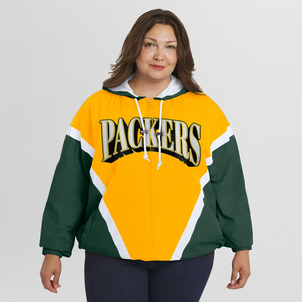WEAR by Erin Andrews Women's Plus Size Retro Crinkle Full-Zip Hoodie Windbreaker Jacket - Green Bay Packers