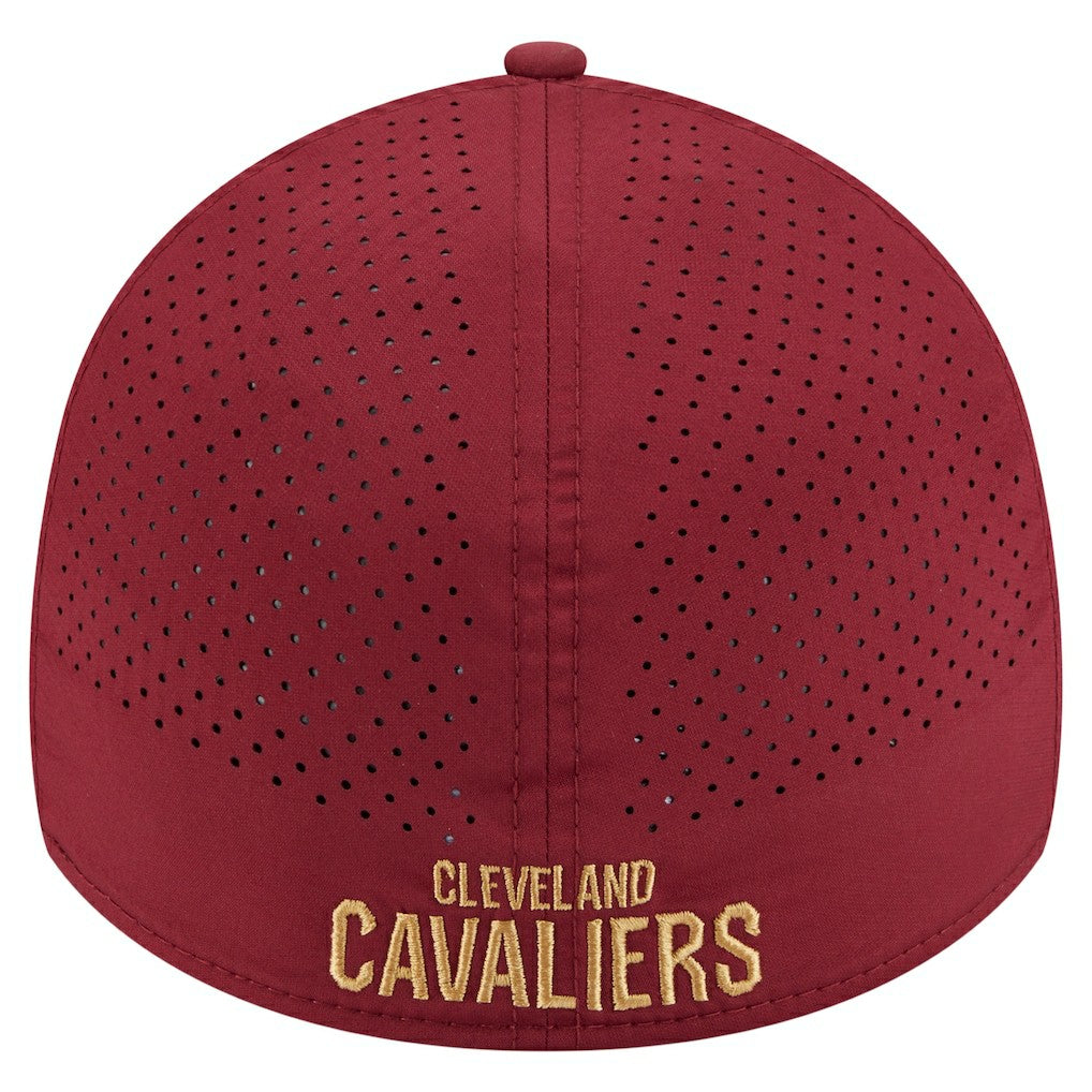 NBA Cleveland Cavaliers Featherweight Poly Rope Flex 39Thirty Hat sale
