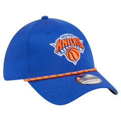 NBA New York Knicks Featherweight Poly Rope Flex 39Thirty Hat