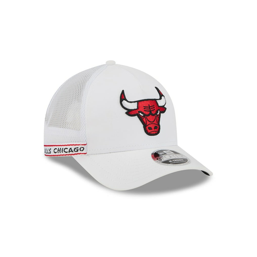 NBA Chicago Bulls Featherweight Team Tape 9FORTY M-Crown A-Frame Adjustable Hat