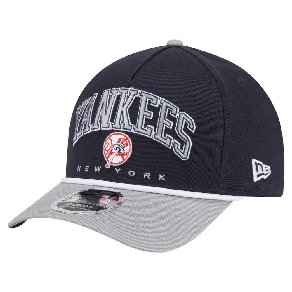 MLB New York Yankees New Era Arch 9FORTY A-Frame M-Crown Adjustable Hat