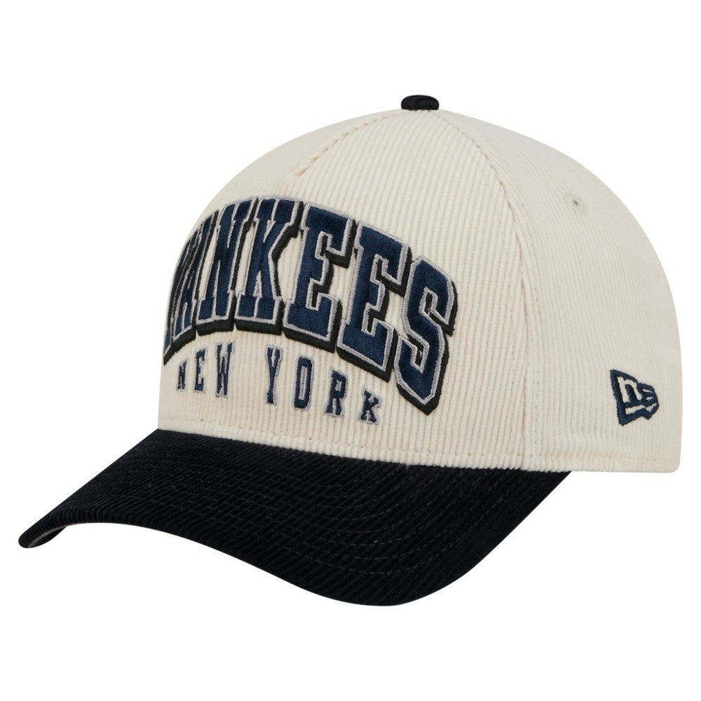 MLB New York Yankees New Era Sided Corduroy 9FORTY A-Frame Adjustable Hat