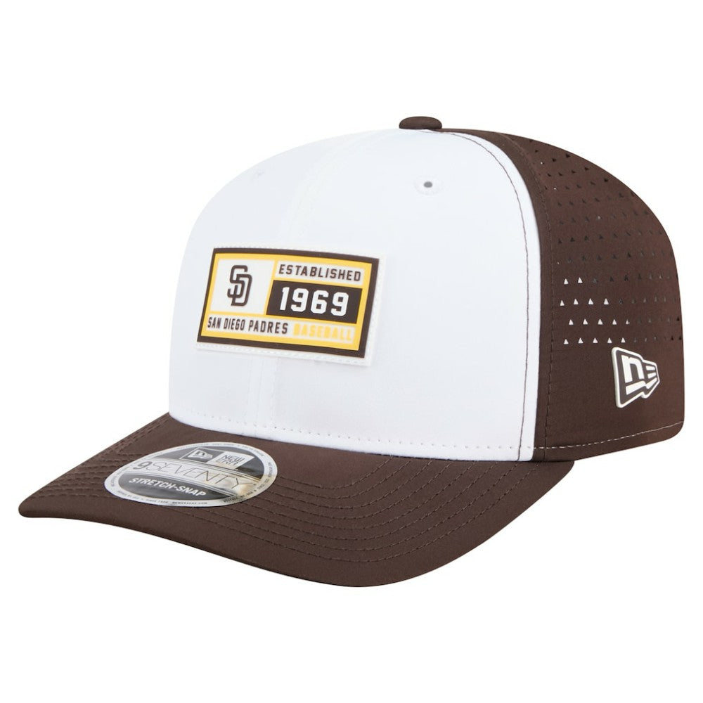 MLB San Diego Padres New Era Established Patch 9SEVENTY Adjustable Hat