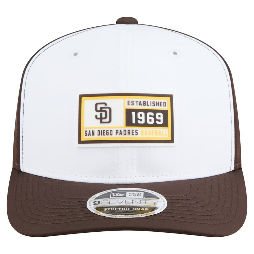 MLB San Diego Padres New Era Established Patch 9SEVENTY Adjustable Hat
